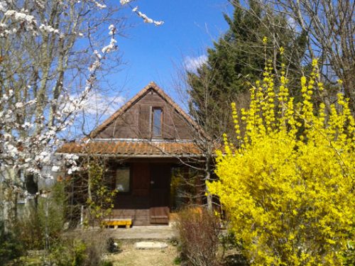 outside accomodation 9 persons camping Au p'tit Bonheur Dordogne