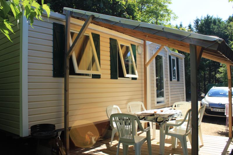 mobil-home 3 chambres camping Au P'tit Bonheur en Dordogne