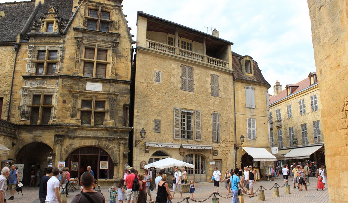 Sarlat capitale du Périgord Noir proche du camping Au p'tit Bonheur