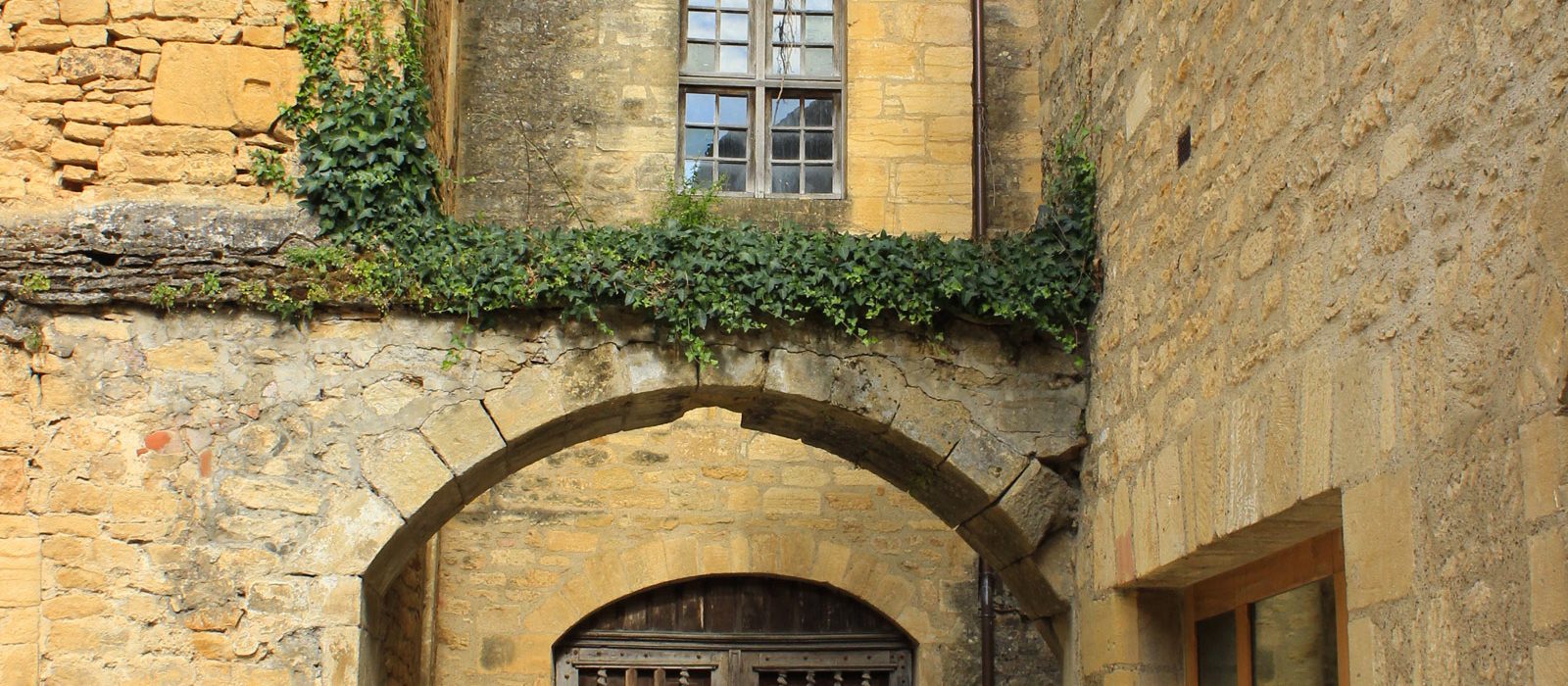 Sarlat en Périgord Noir proche du Camping au p'tit Bonheur