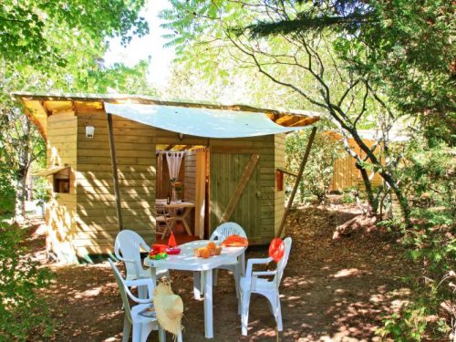 Location insolite 6 personnes en Dordogne camping Au P'tit Bonheur