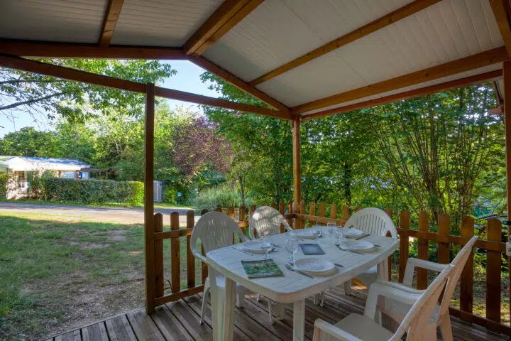 chalet-clim-TV-exterieur