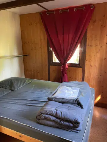 chalet-eco-5p-chambre-adultes