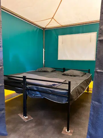 tente-kiwi-chambre-lit-double