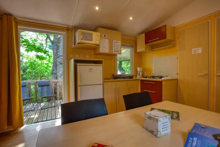 mobilhome-6-pers-interieur