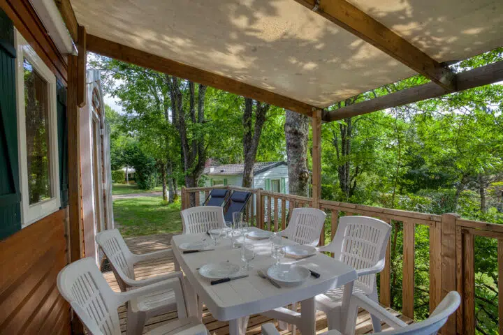 mobilhome-6-pers-terrasse-couverte