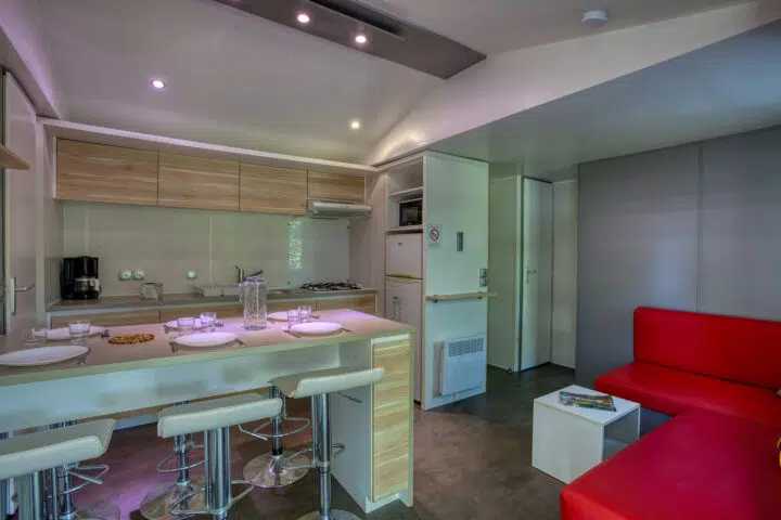 mobilhome-cottage-6-8-pers-interieur