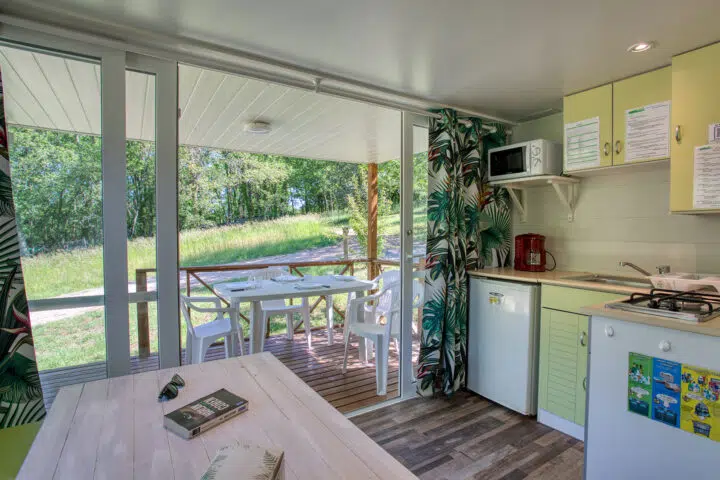 mobilhome-standard-4p-entree