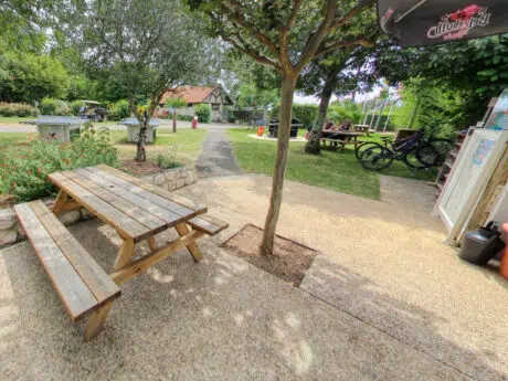 table-picnic
